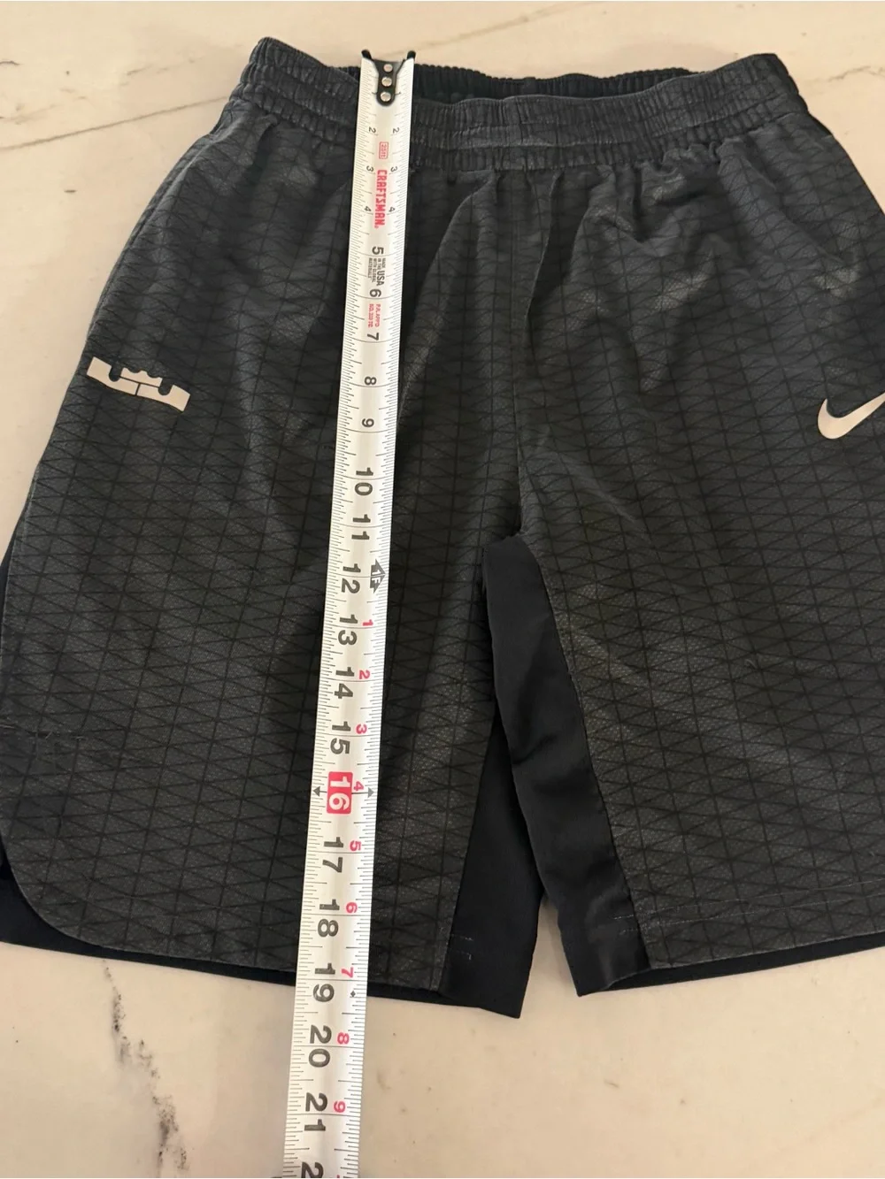 Nike LeBron Shield Shorts Mens Medium Athletic Basketball Gray/Black